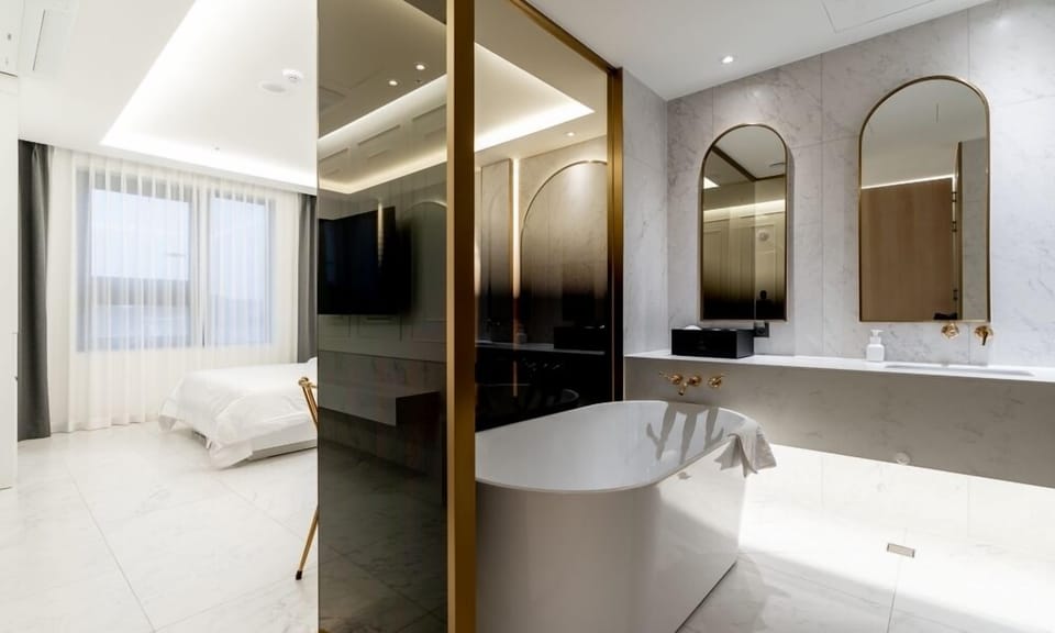 Superior | Individually decorated, individually furnished, free WiFi, bed sheets