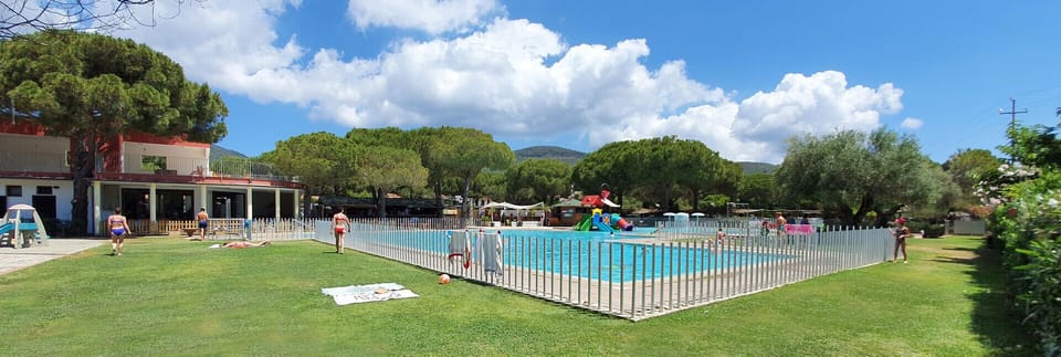 Seasonal outdoor pool