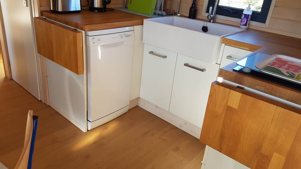 Cabane du Renard, cuisine côté gauche