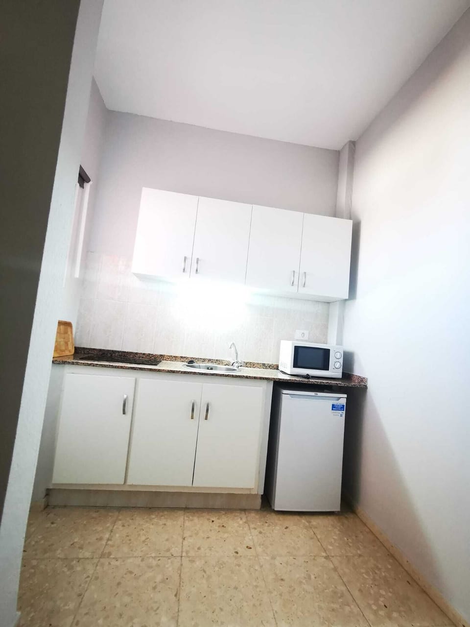 Standard Studio | Private kitchen | Fridge, highchair