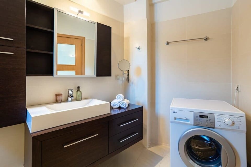 Details of the bathroom