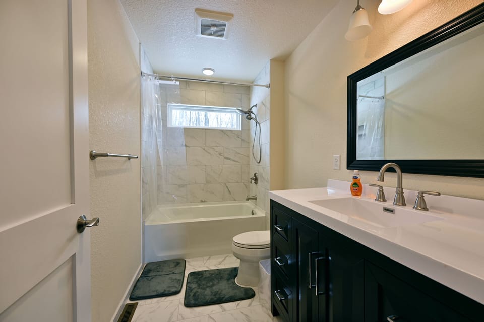 Upper level bathroom