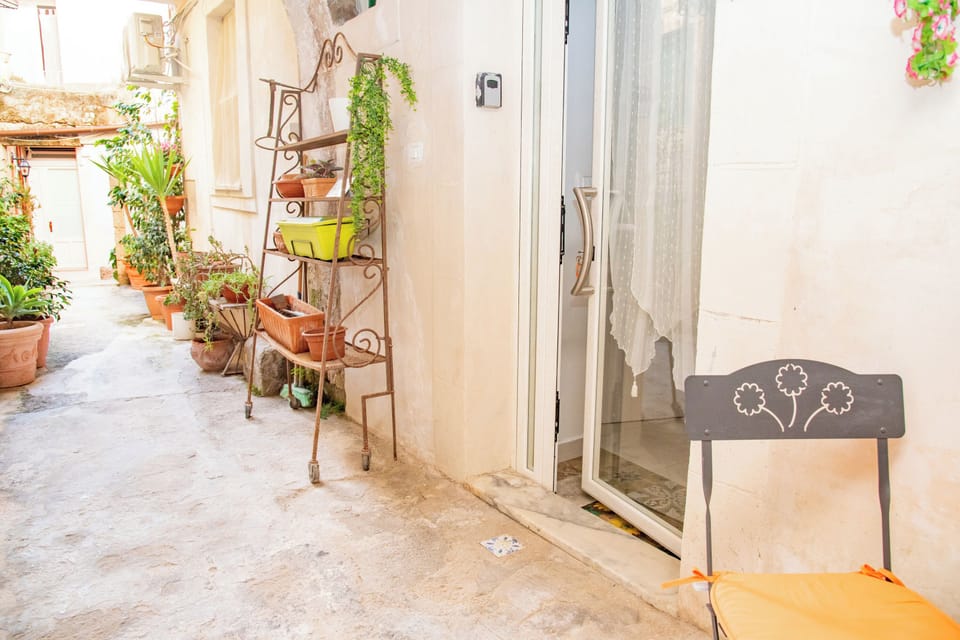 Family Studio, Microwave, Sea Facing (Nike Home 200m From Sea) | Terrace/patio