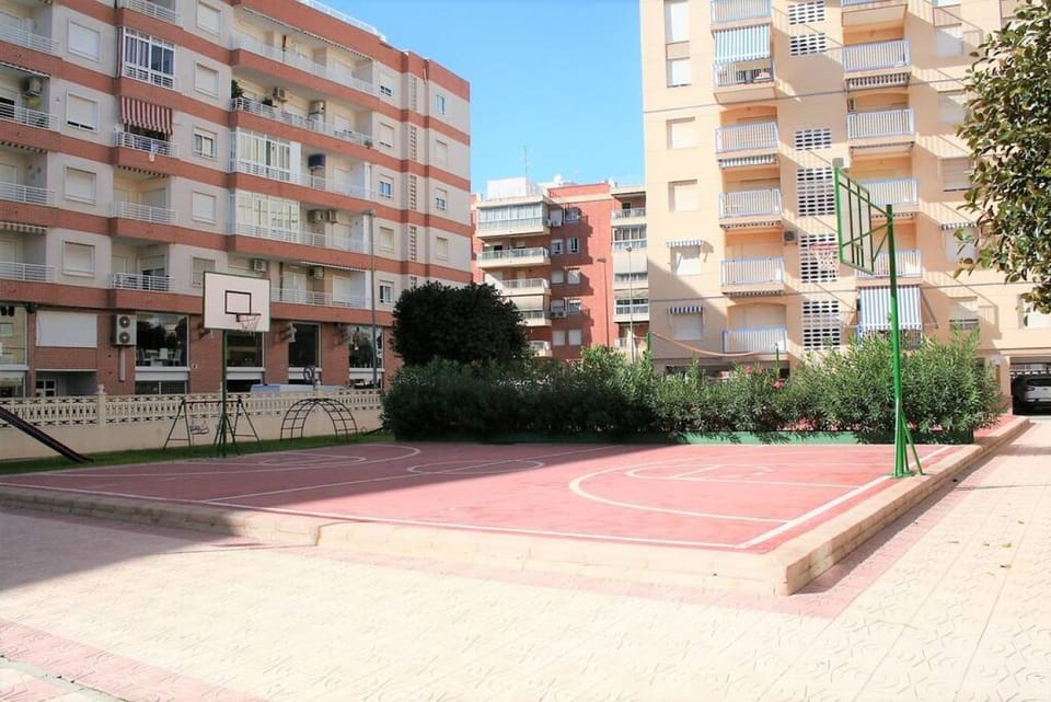 Sport court