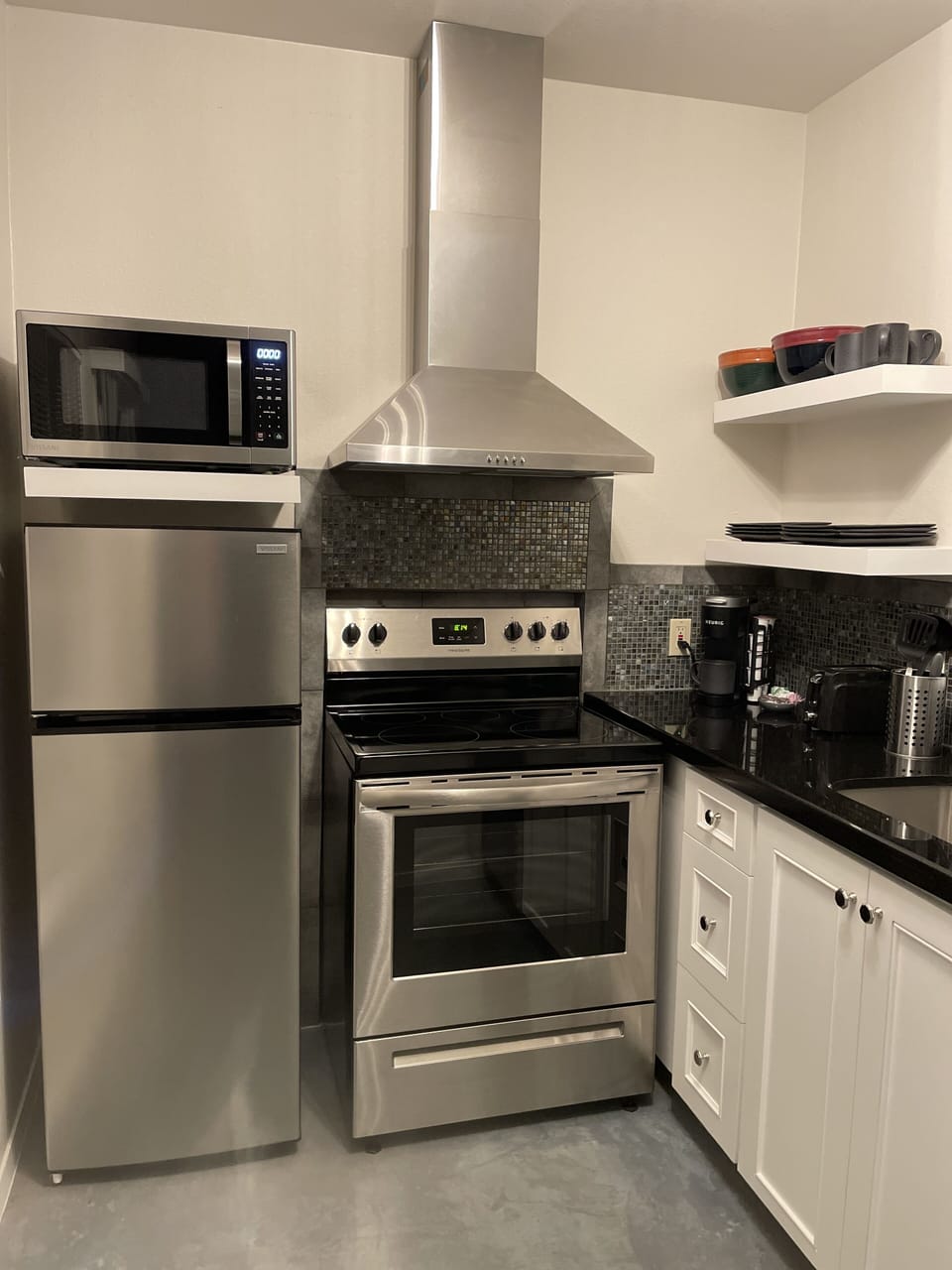 Full kitchen with all new appliances