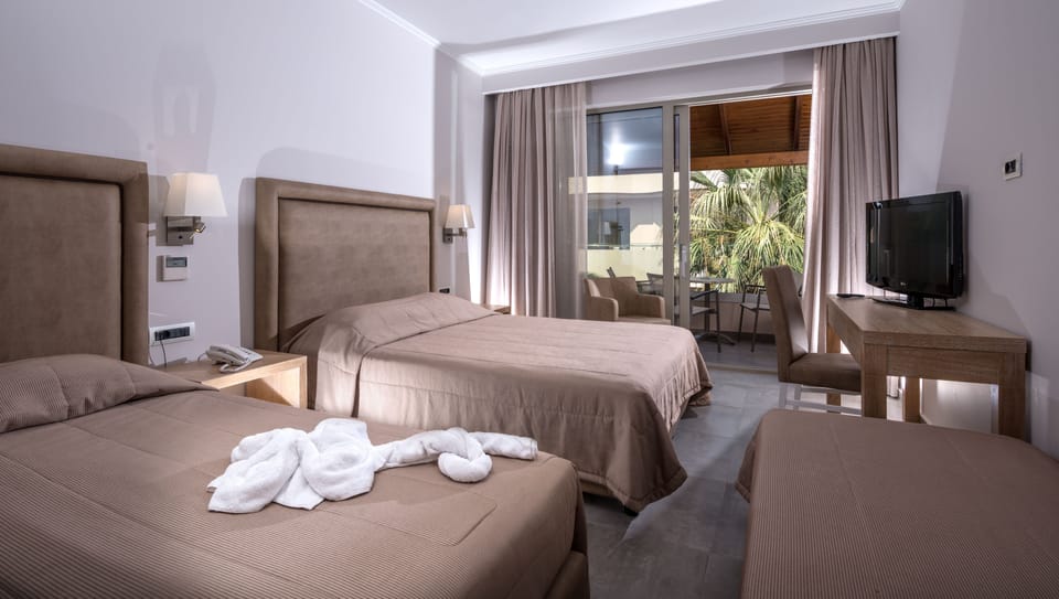 Family Room, 1 Bedroom | View from room