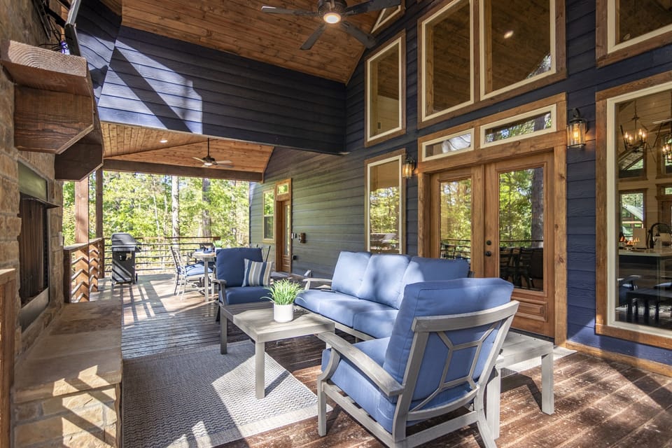 Plenty of room to hang out on the back deck areas