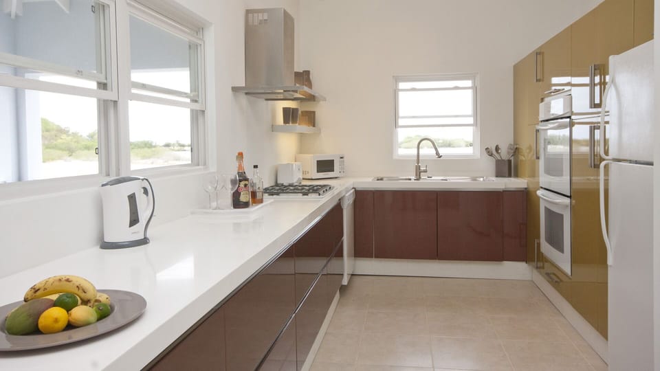 Spacious and well equipped kitchen