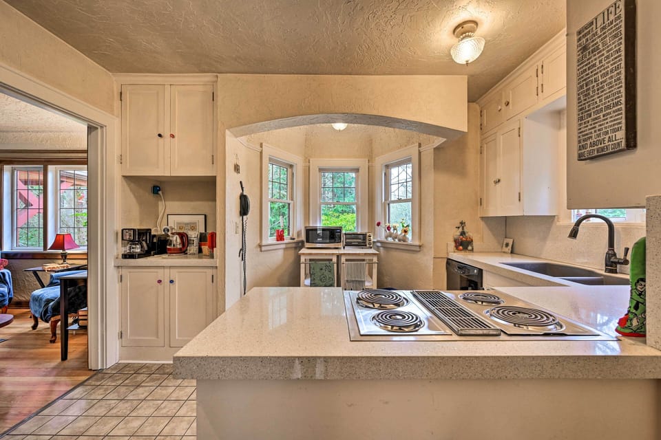 Kitchen | Cooking Basics | Dishware & Flatware | Toaster | Blender | Tea Kettle