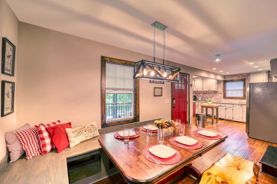Dining area seats 10 comfortably