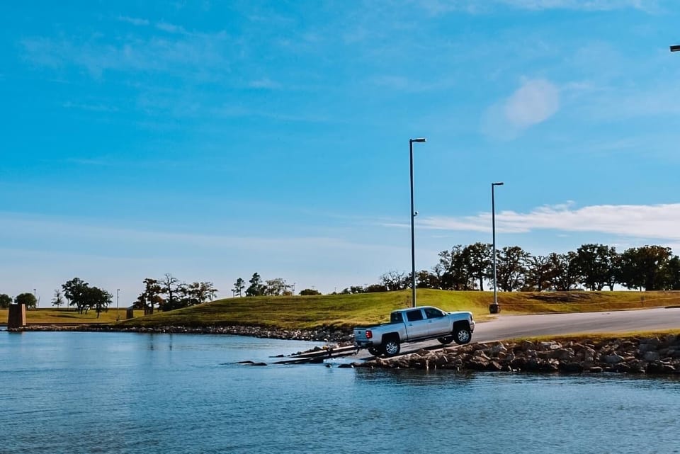 boat ramp nearby