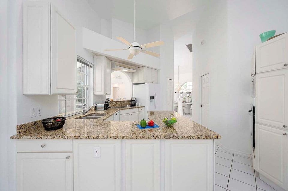 Kitchen with Wrap Around Island