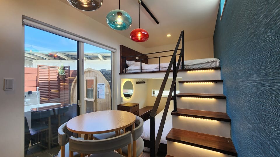 Twin Room R108 | Soundproofing, free rollaway beds, free WiFi, bed sheets