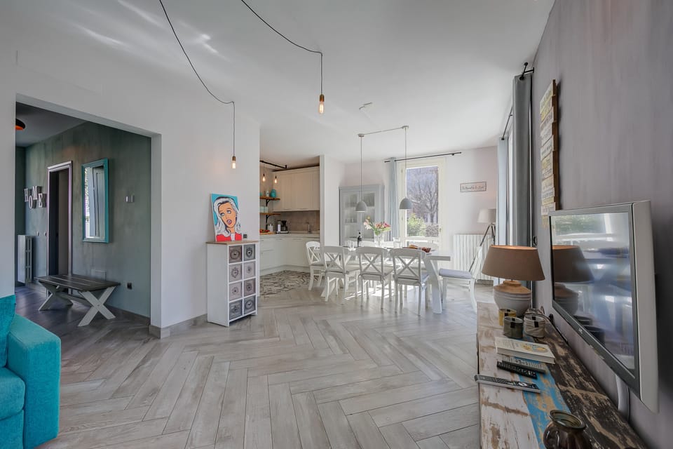 Living and dining room