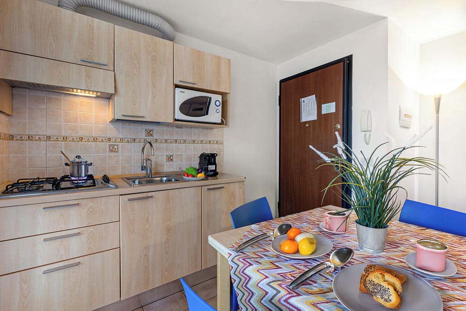 Kitchen and dining area