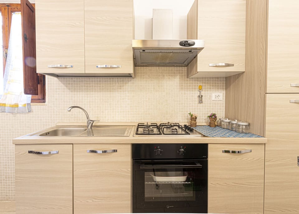 kitchen-Atena-Elba Island