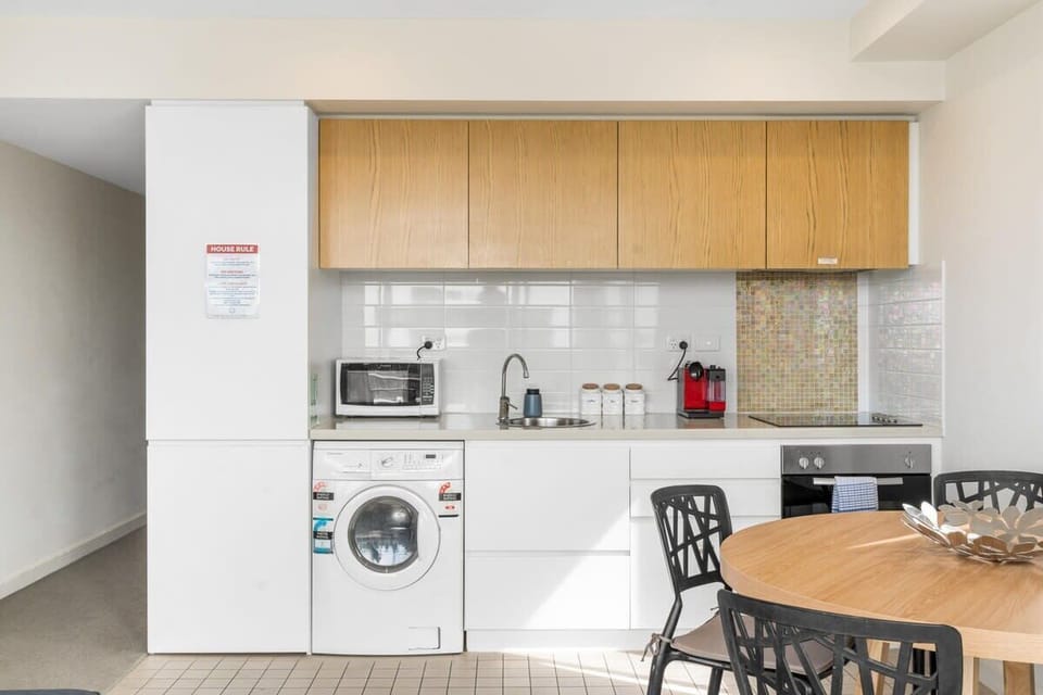 Kitchen with mini fridge 