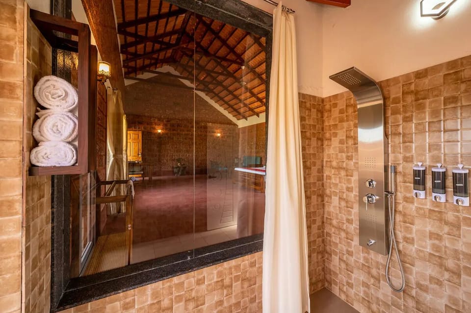 Cottage | Bathroom