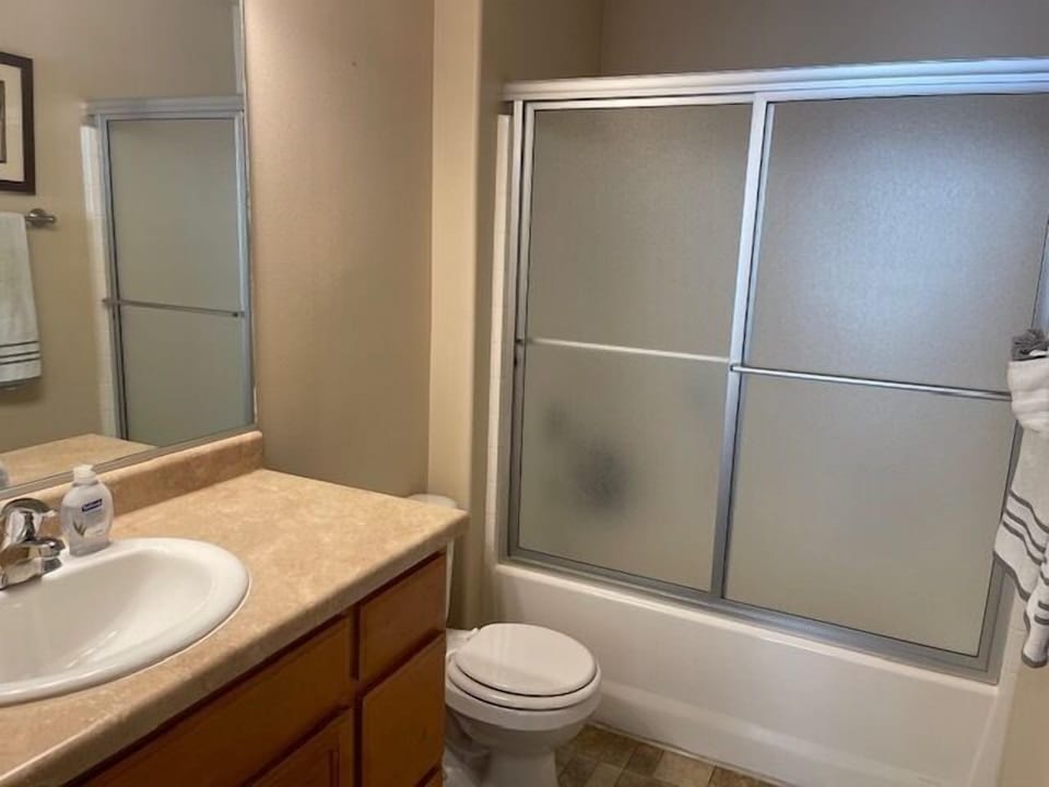 Master Bath en-Suite