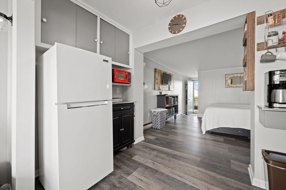 Love these beachy floors - everything is brand new!