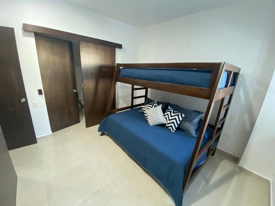 Comfort Condo | 2 bedrooms, free WiFi, bed sheets