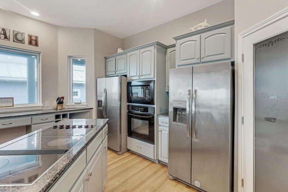 “Whip up coastal creations in this chef’s kitchen.”