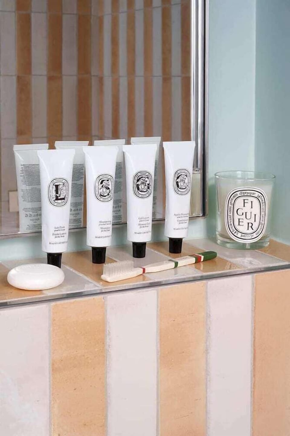 Bathroom amenities