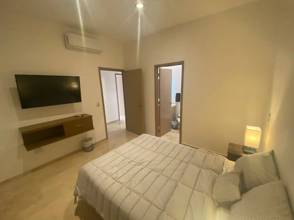 Family Condo | 3 bedrooms, free WiFi, bed sheets