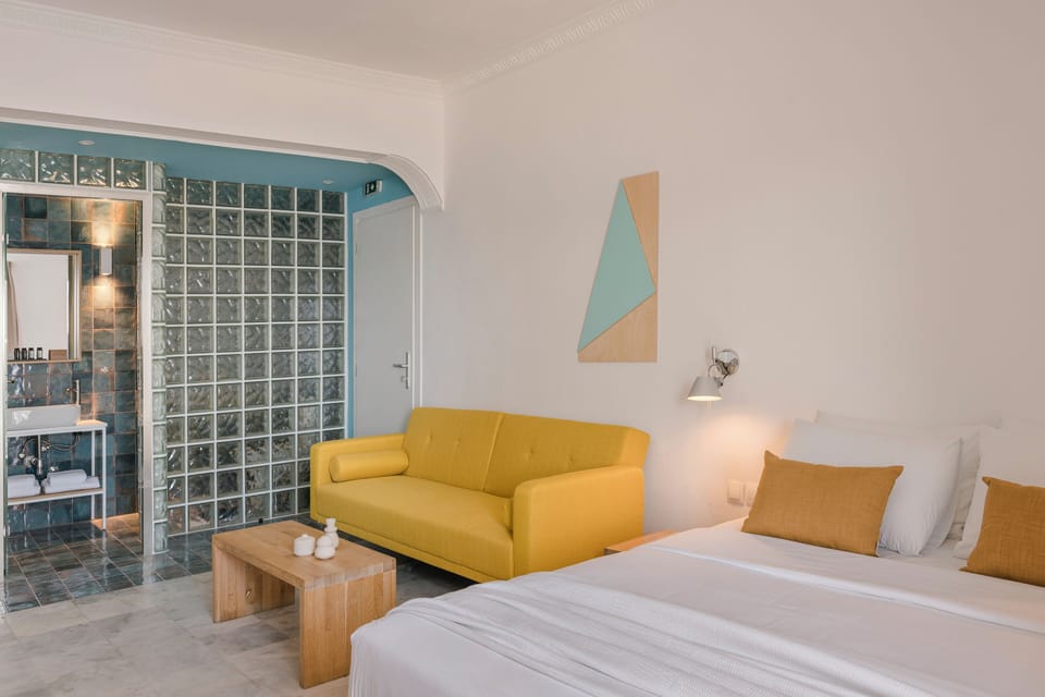 Superior Room | 1 bedroom, minibar, desk, soundproofing