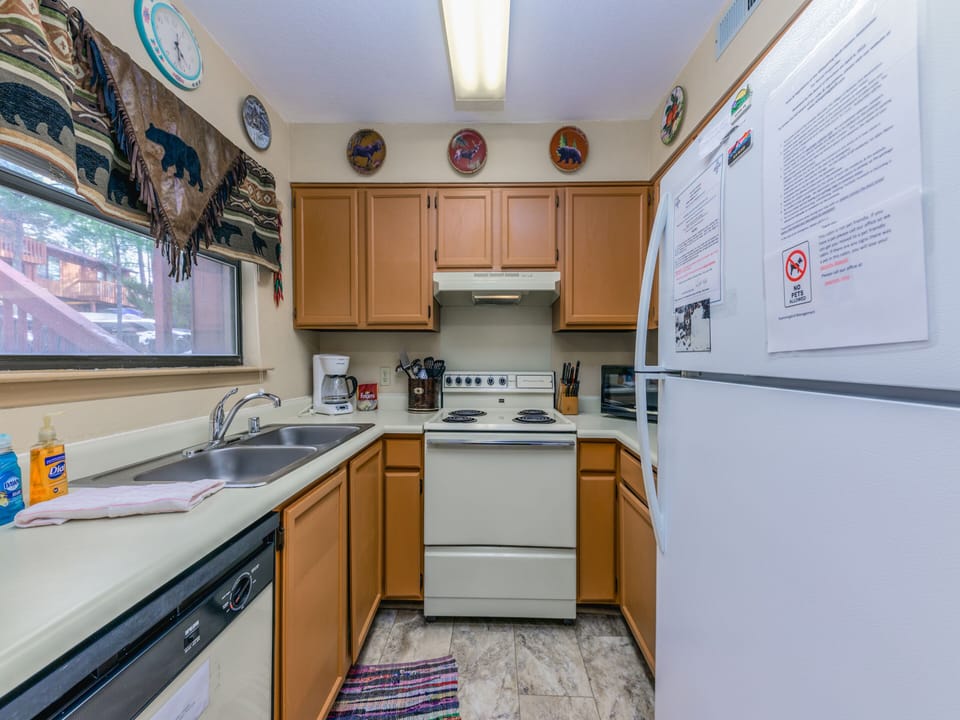 Studio (2 Bedrooms) | Property amenity