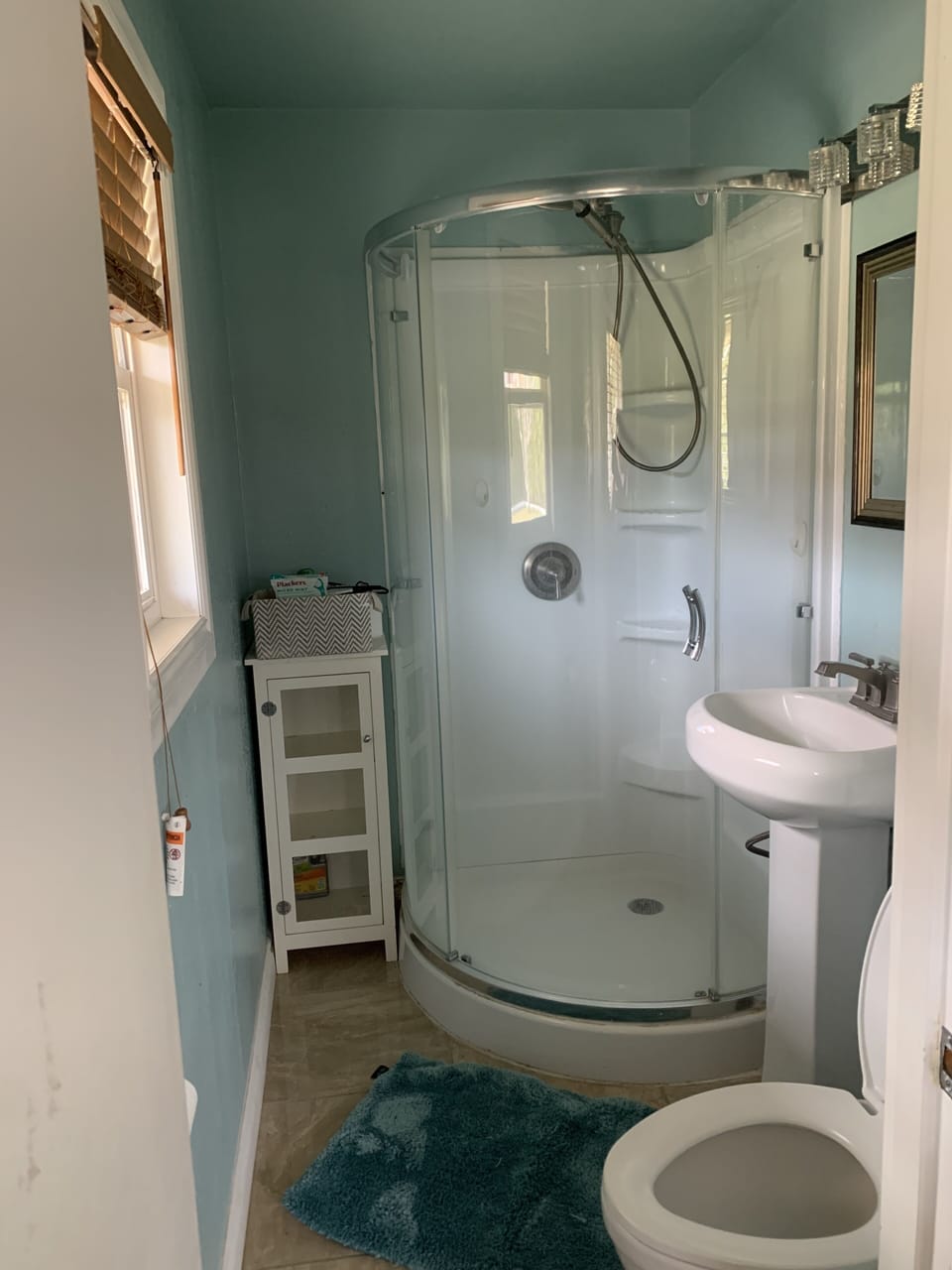 Bathroom inside the master room