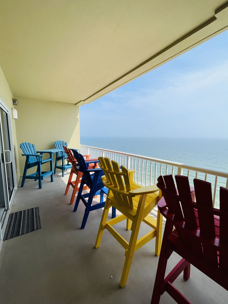 Large gulf front balcony