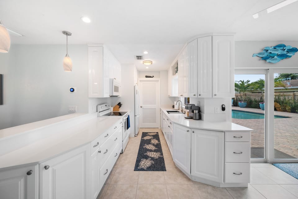 fully equipped kitchen with everything you need 