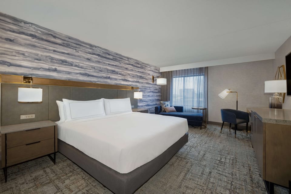 Hypo-allergenic bedding, in-room safe, individually furnished, desk
