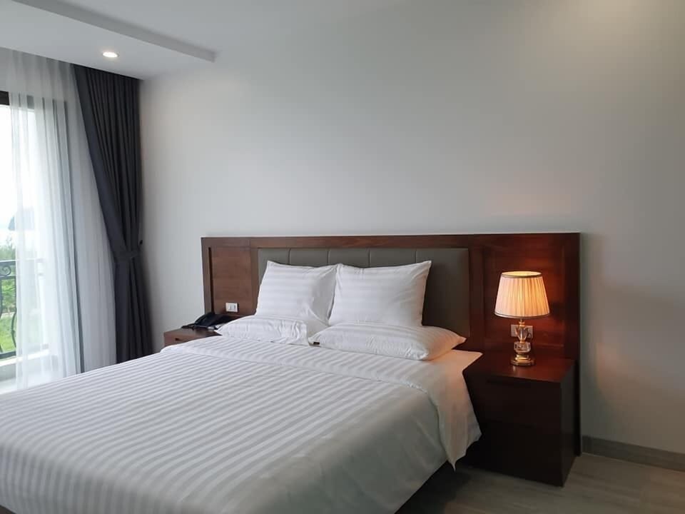 Basic Double Room Single Use | Free WiFi, bed sheets