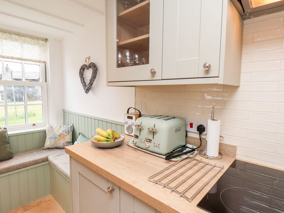Fridge, dishwasher, electric kettle, toaster