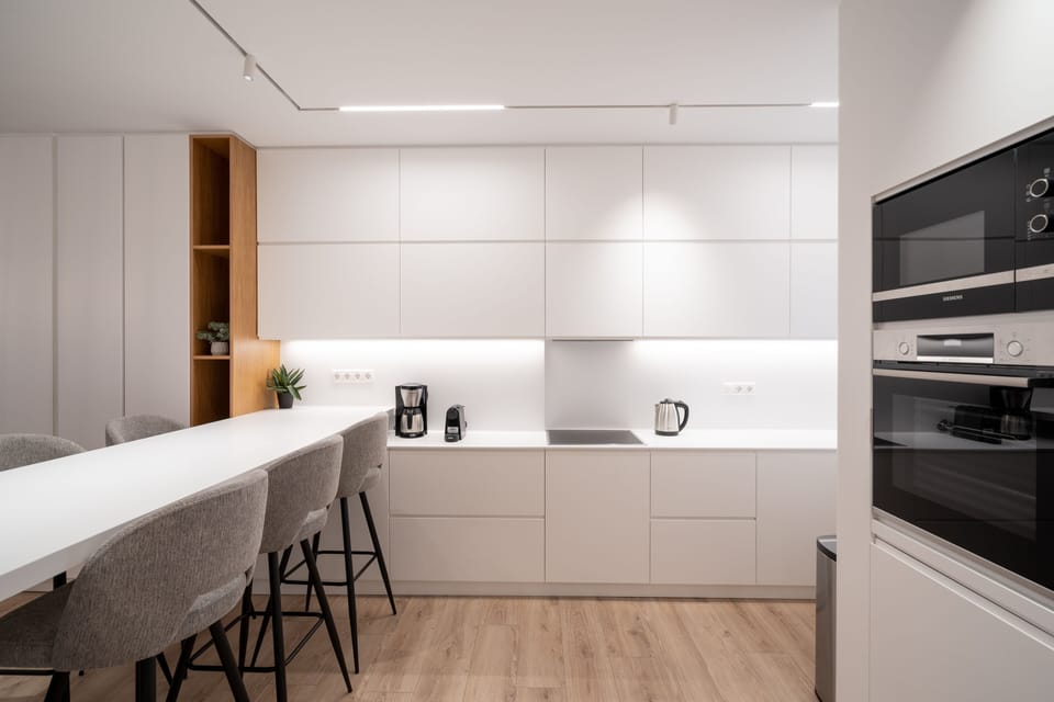 Luxury Apartment | Private kitchen | Full-size fridge, microwave, oven, stovetop