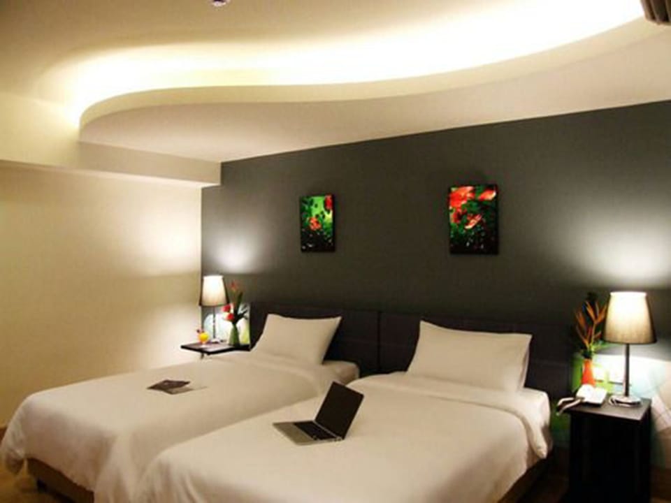 Free WiFi, bed sheets, wheelchair access