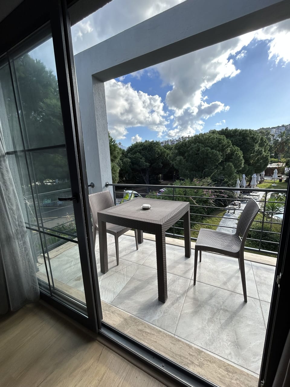 Deluxe Room, Balcony, Pool View | Minibar, in-room safe, free cribs/infant beds, free WiFi