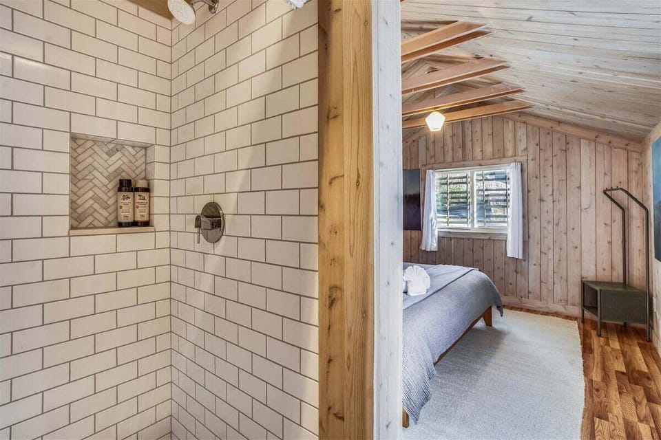 Primary Bedroom's Private Shower at Daydreamer