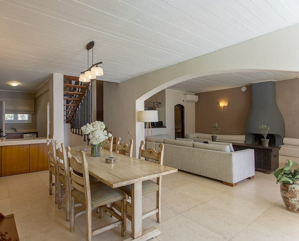 Villa Bella Vista Sea View / Best Mouse Island View | Living area | Offices