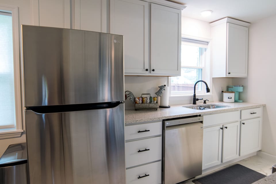 Enjoy our brand new kitchen with all new appliances!