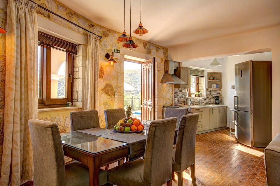 Villa Bougainvillea image