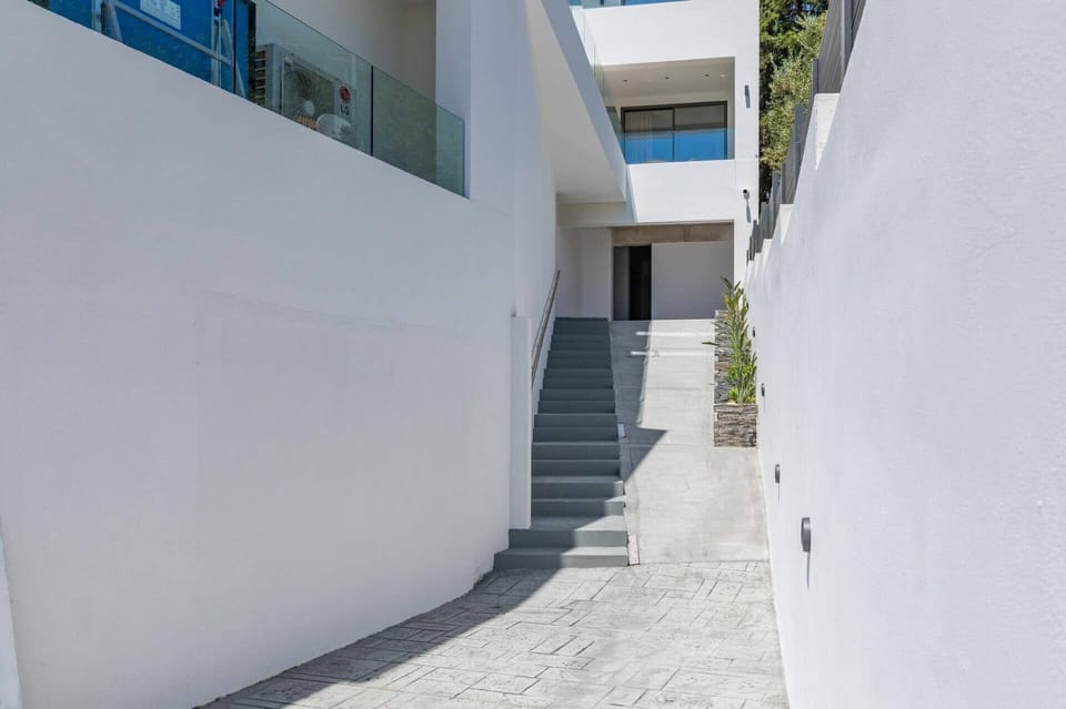Villa Bougainvillea Boutique 3 image
