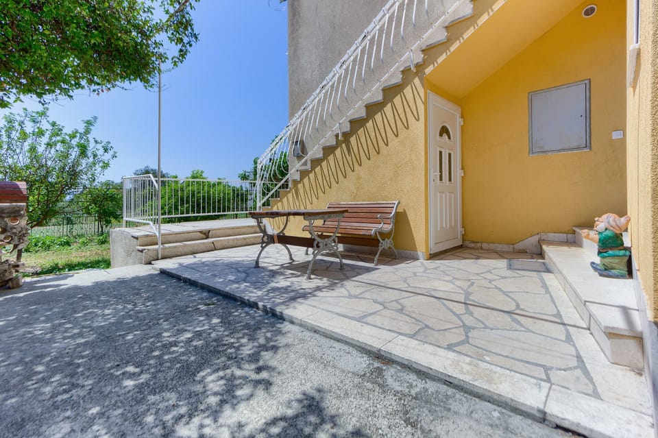 Shared terrace with sitting area