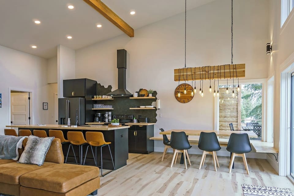 22. Dining Room