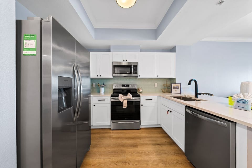 Crystal Tower 904 Fully Equipped Kitchen
