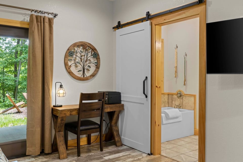 Let nature inspire you & fuel your creativity and productivity during your stay!