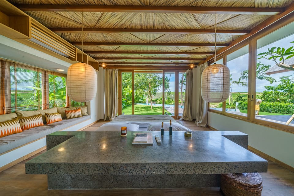 Luxury Villa | 5 bedrooms, iron/ironing board, bed sheets
