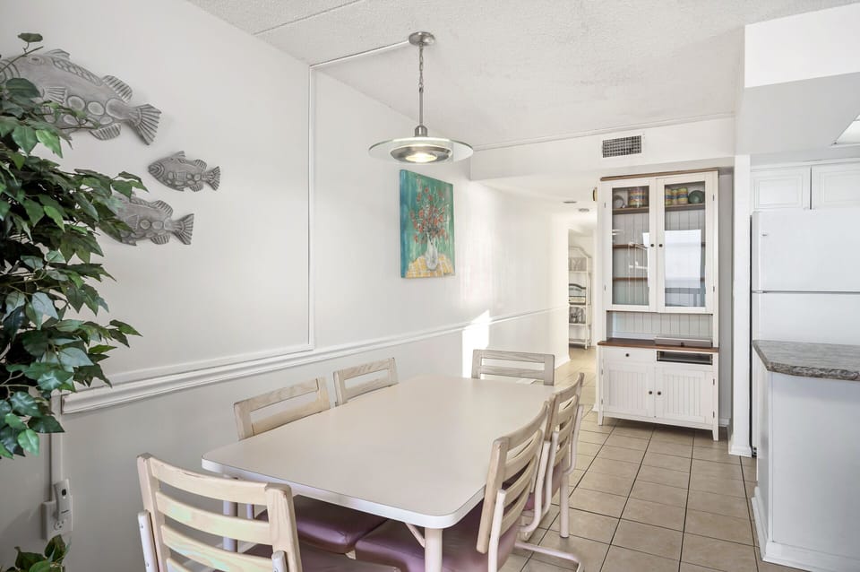 Enjoy a home cooked meal at the Dining Table, seating a Family of 6!